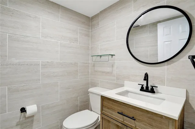 $79,999 | 3160 Holiday Springs Boulevard, Unit 7104, Margate, FL 33063