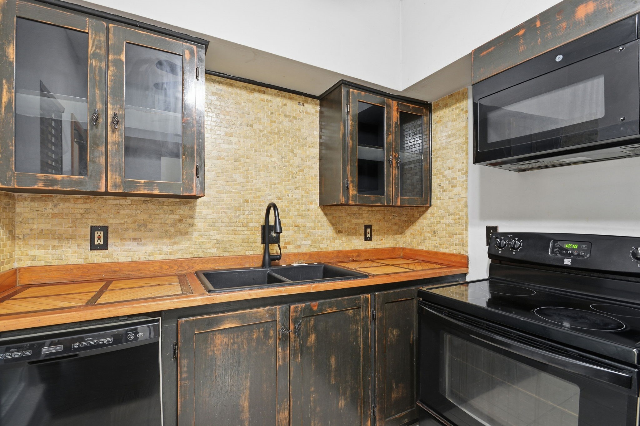 2100 Tanglewilde Street, Unit 576 Houston, TX 77063 - Photo 15 of 28