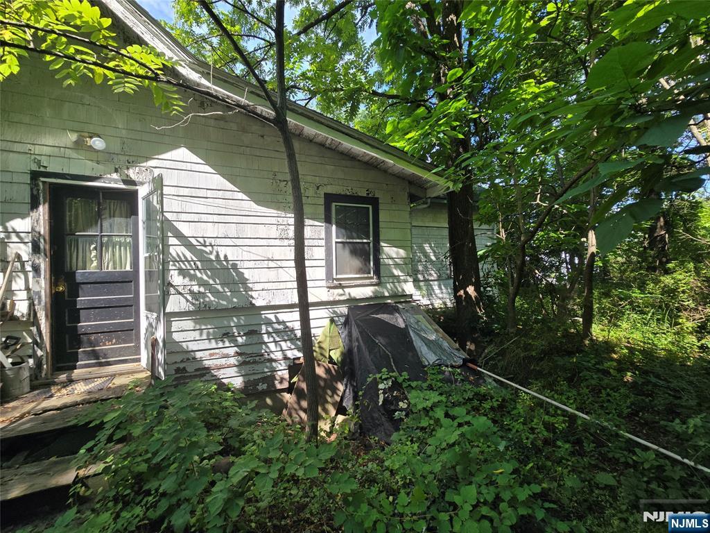 2 Hewlett Road Towaco, NJ 07082 - Photo 6 of 11 Gallery Image 6