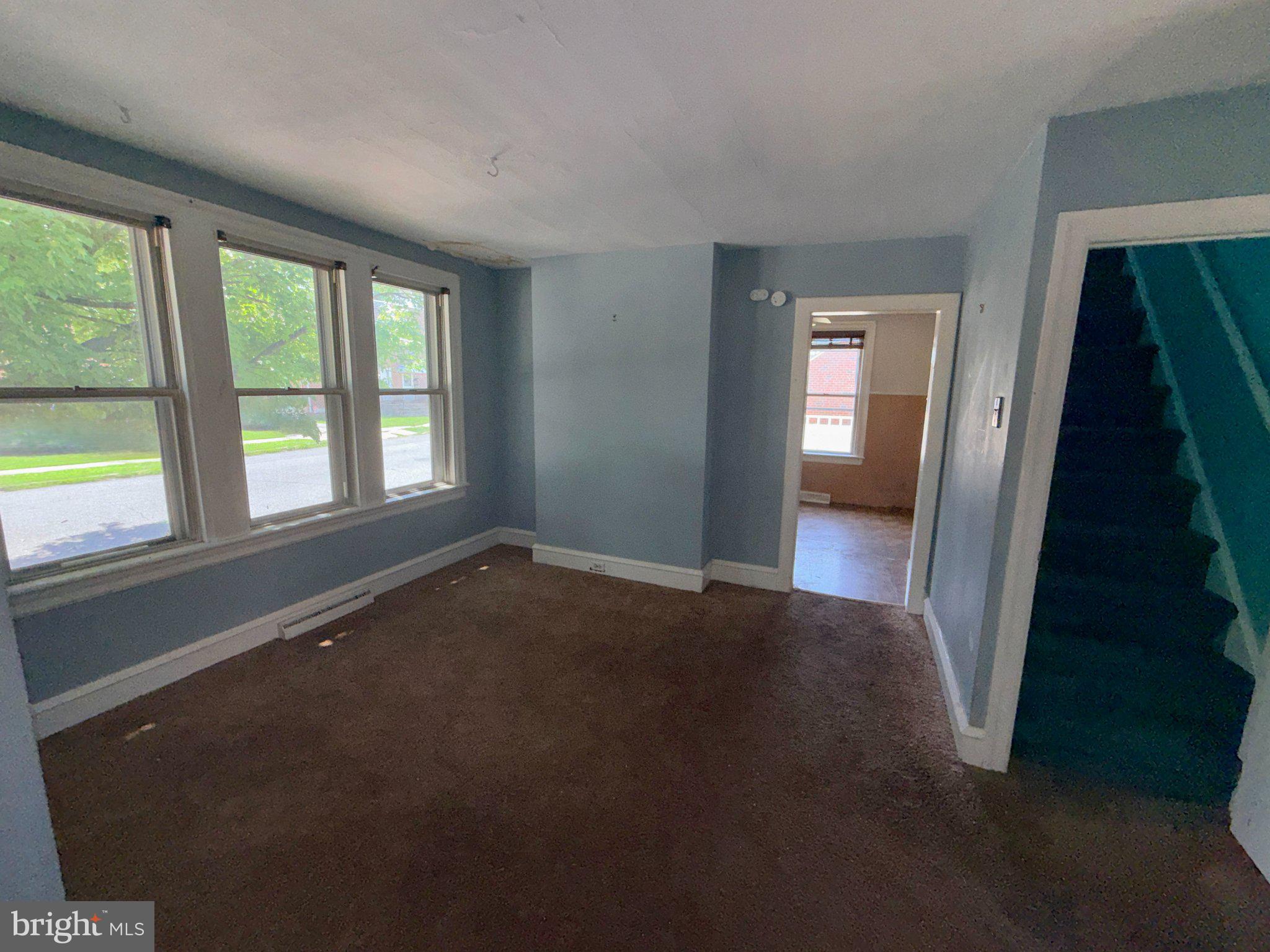 7600 Rising Sun Avenue Philadelphia, PA 19111 - Photo 12 of 36 Bright, airy space with potential charm.
