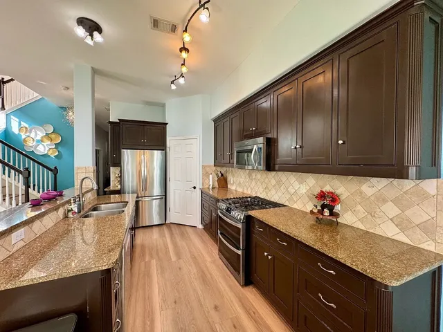 $3,295 | 1009 Taulbee Lane, Unit H, Austin, TX 78757