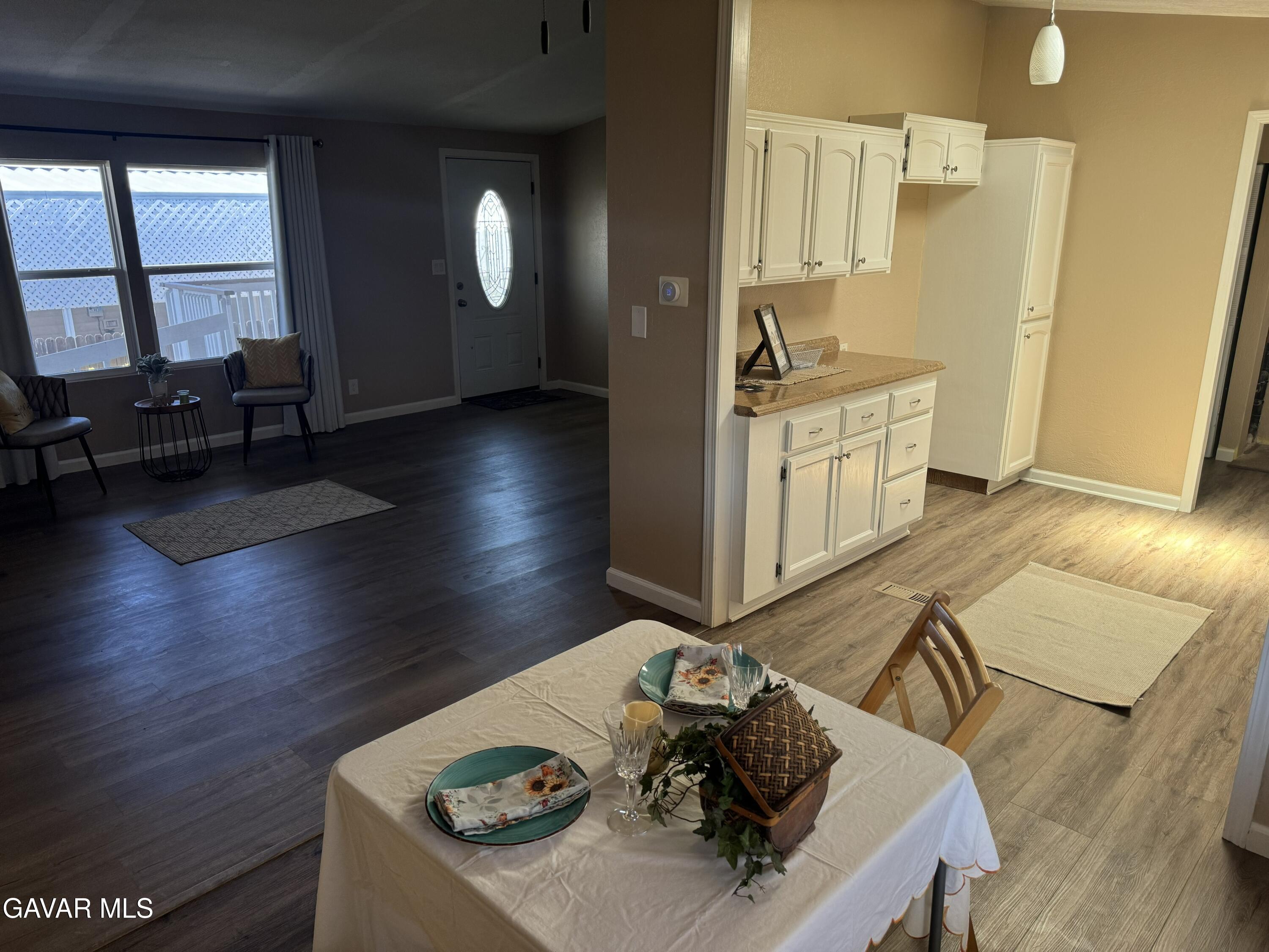 6-oo Dennison Road South Tehachapi, CA 93561 - Photo 7 of 21 dining to living ew