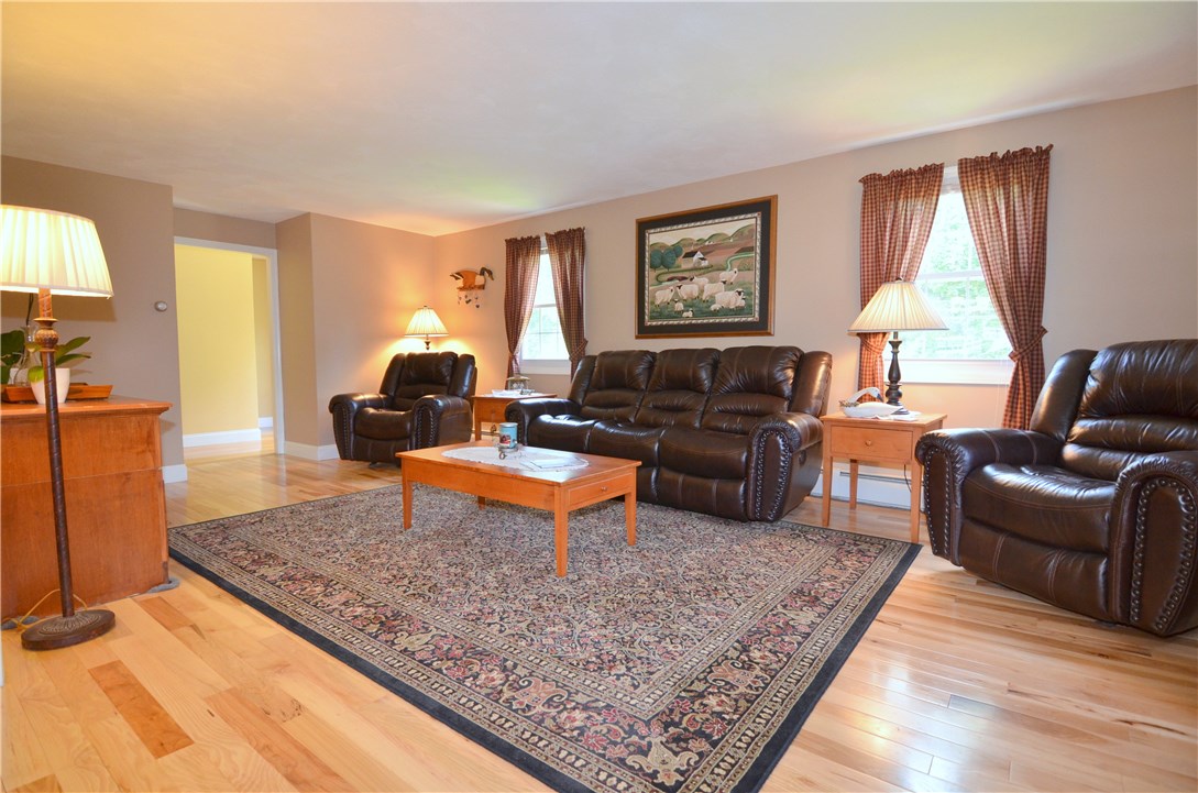 49 Leuba Road Coventry, RI 02816 - Photo 3 of 29
