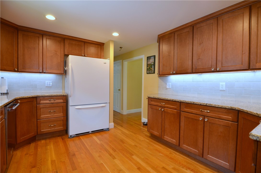 49 Leuba Road Coventry, RI 02816 - Photo 9 of 29