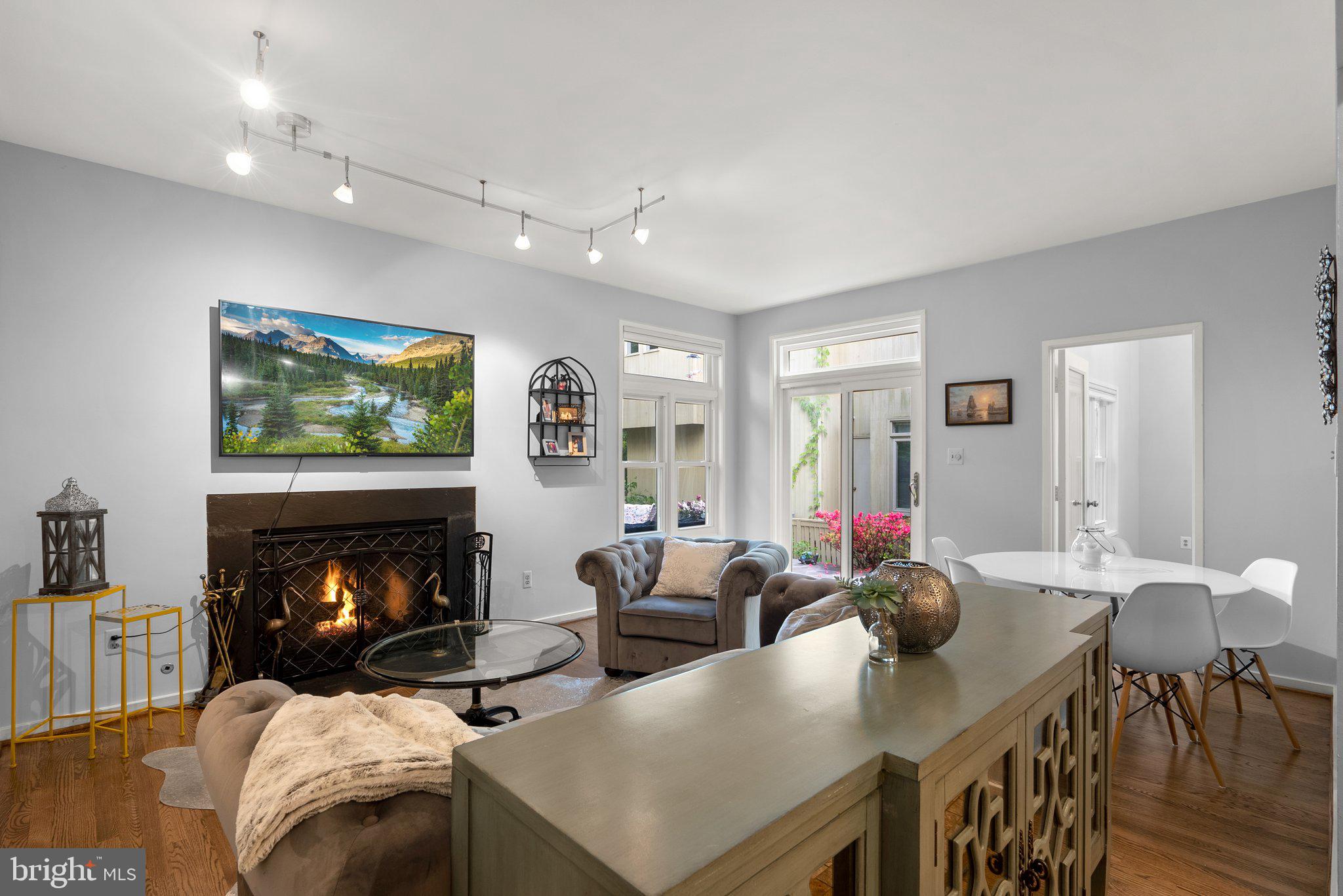 2029 Beacon Place Reston, VA 20191 - Photo 16 of 47