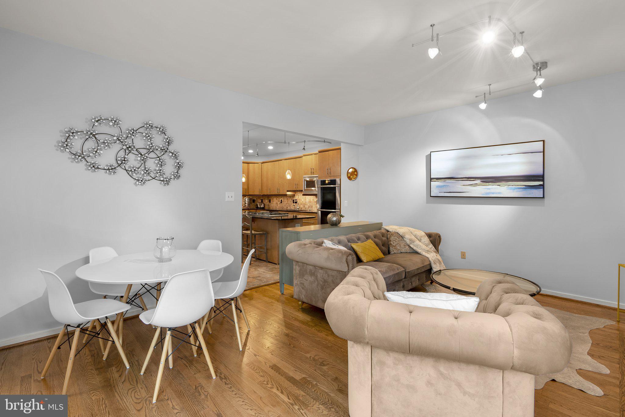 2029 Beacon Place Reston, VA 20191 - Photo 17 of 47