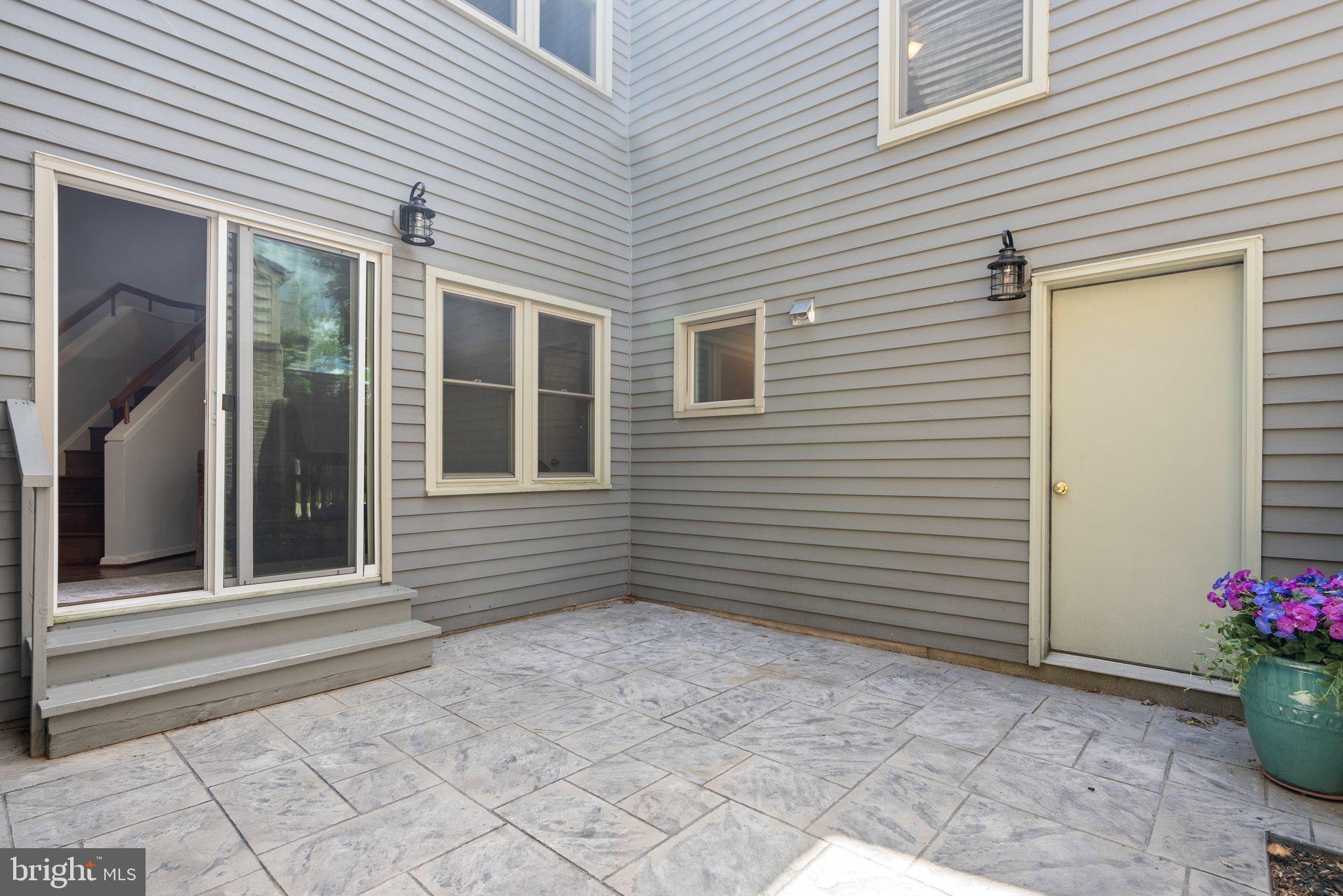 2029 Beacon Place Reston, VA 20191 - Photo 42 of 47