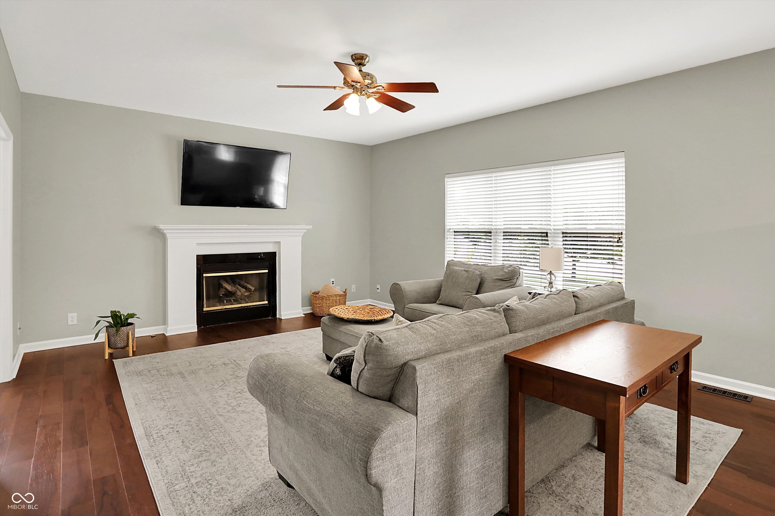13191 Roma Bend Carmel, IN 46074 - Photo 15 of 44 Gallery Image 15