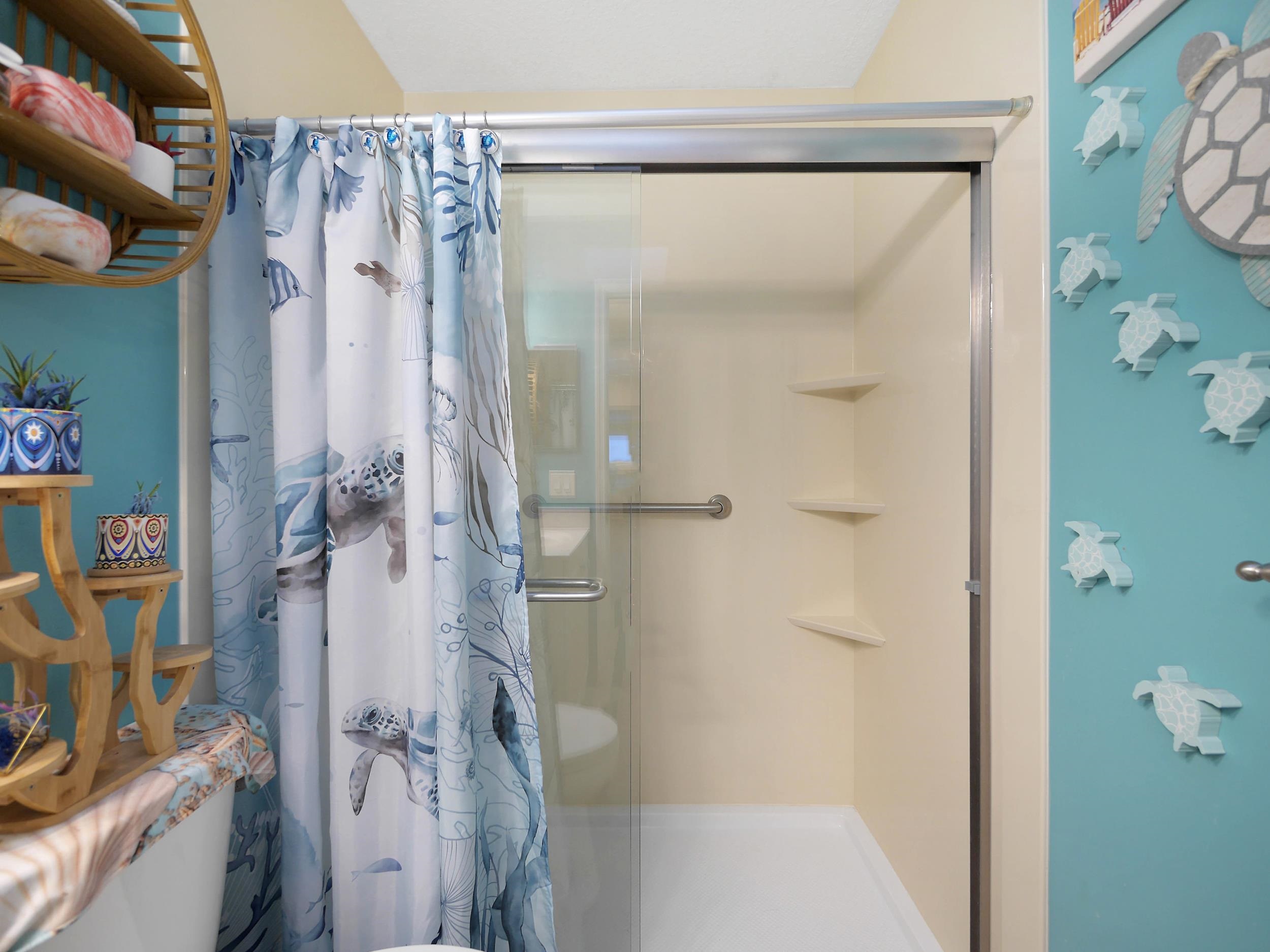 549 Willow Walk Place St. Augustine, FL 32086 - Photo 20 of 32 a bathroom with a shower