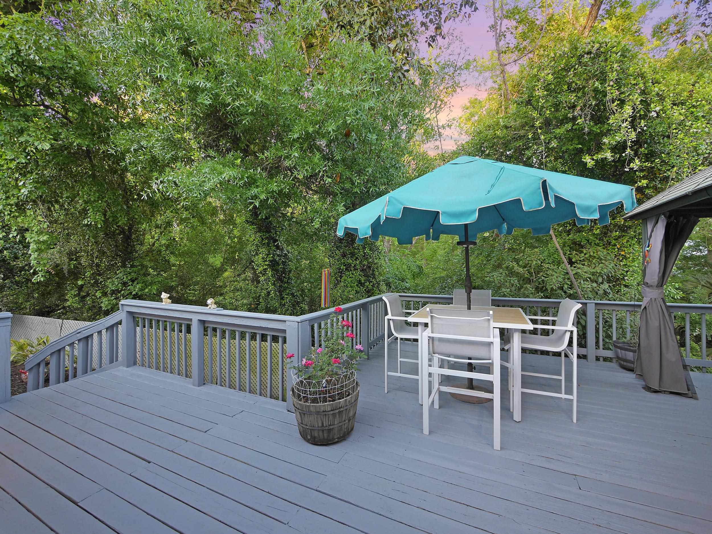 549 Willow Walk Place St. Augustine, FL 32086 - Photo 3 of 32 a view of balcony with seating space and trees