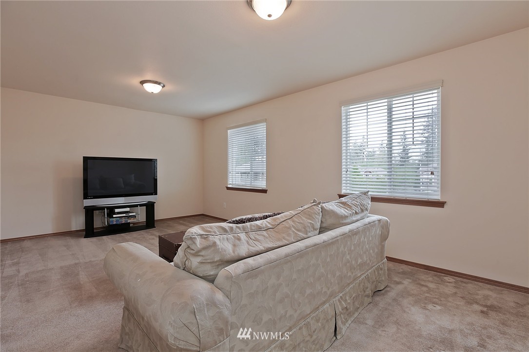 3414 183rd Place Southeast Bothell, WA 98012 - Photo 15 of 17