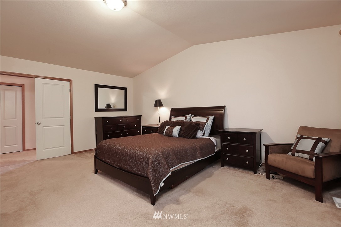 3414 183rd Place Southeast Bothell, WA 98012 - Photo 9 of 17