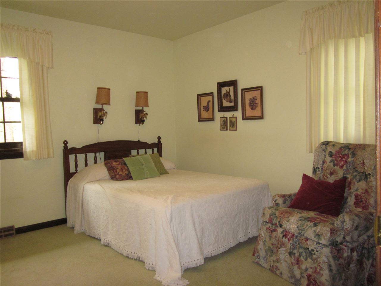 8599 Sharon Road Newburgh, IN 47630 - Photo 12 of 24 Gallery Image 12