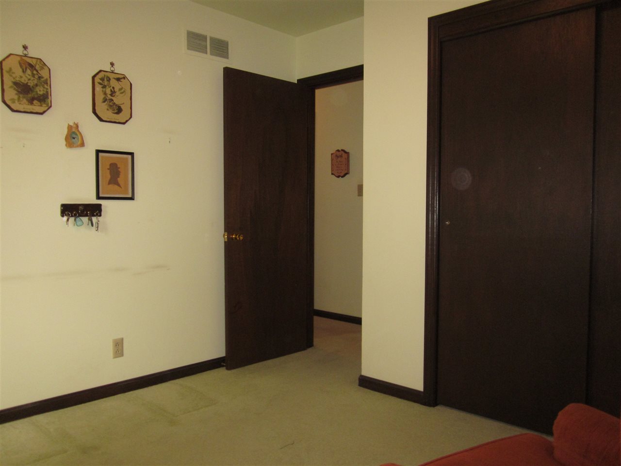 8599 Sharon Road Newburgh, IN 47630 - Photo 10 of 24 Gallery Image 10