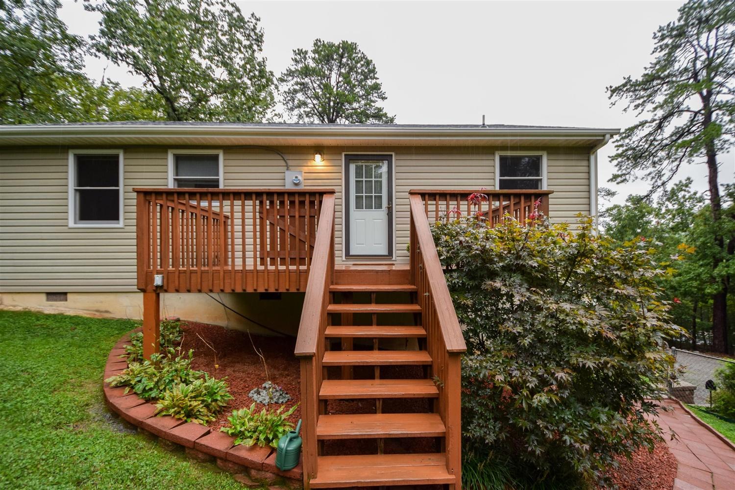 4320 Griffin Road Southwest Roanoke, VA 24014 - Photo 2 of 19 01-4320 Griffin-1