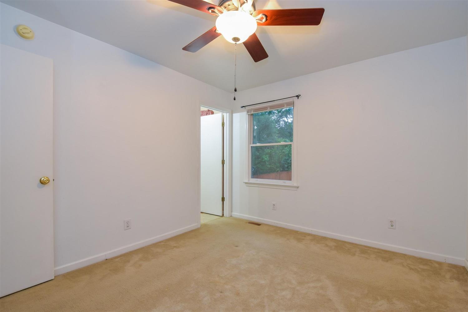 4320 Griffin Road Southwest Roanoke, VA 24014 - Photo 8 of 19 07-4320 Griffin-7