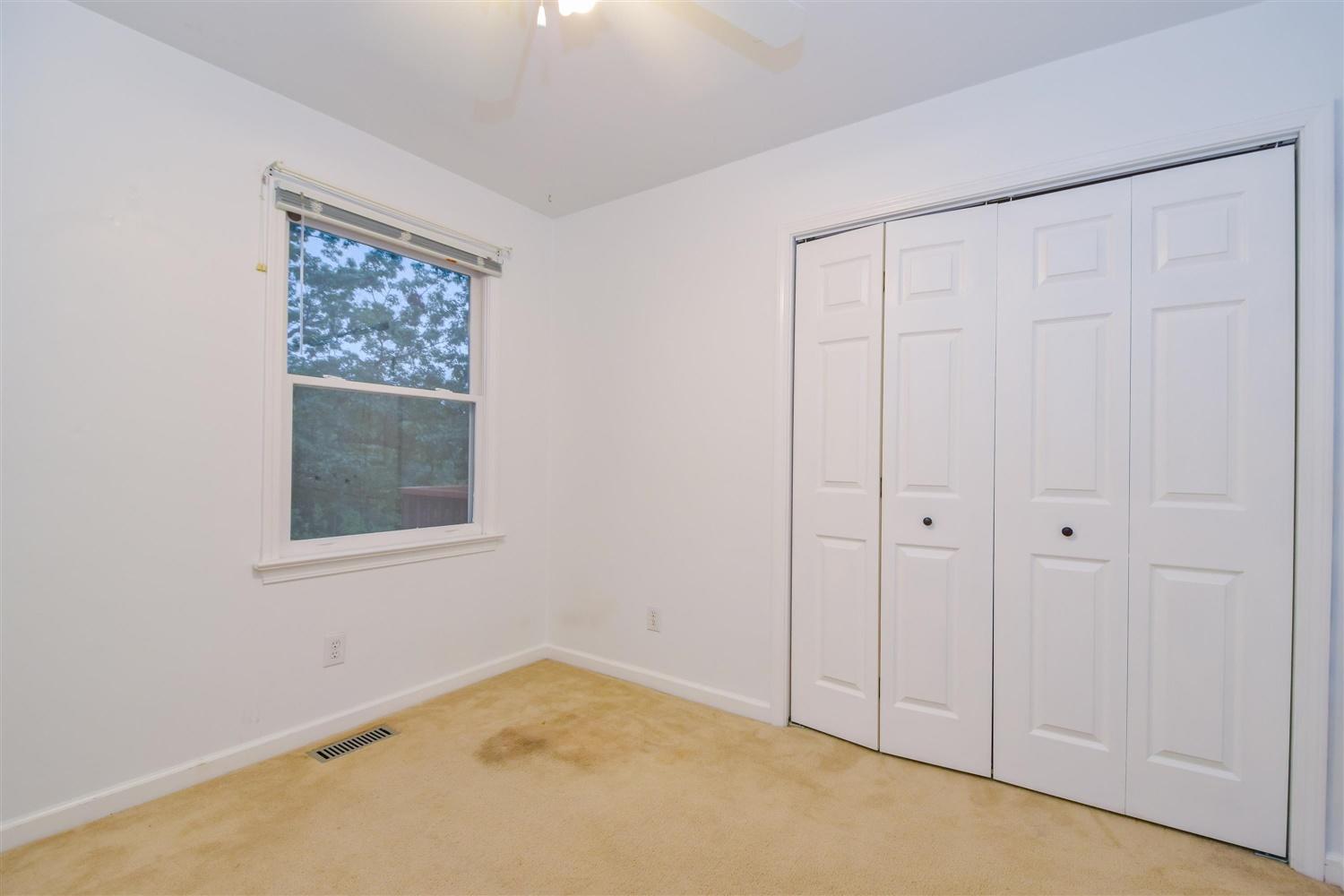 4320 Griffin Road Southwest Roanoke, VA 24014 - Photo 10 of 19 09-4320 Griffin-9