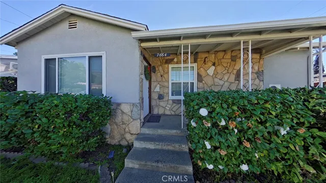 $929,999 | 7664 Beckett Street, Tujunga, CA 91042