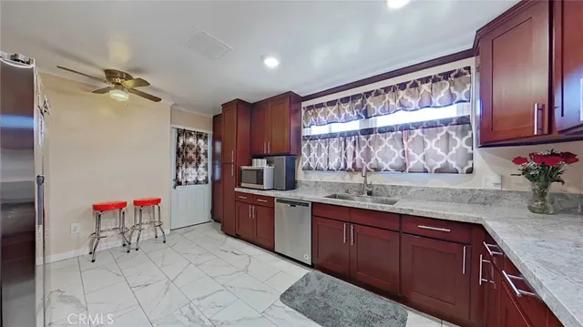 $929,999 | 7664 Beckett Street, Tujunga, CA 91042