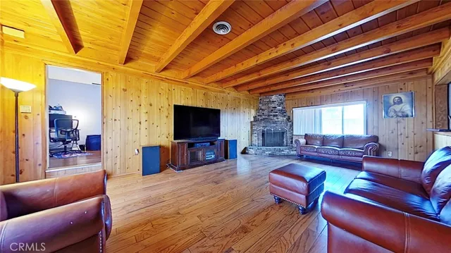 $929,999 | 7664 Beckett Street, Tujunga, CA 91042