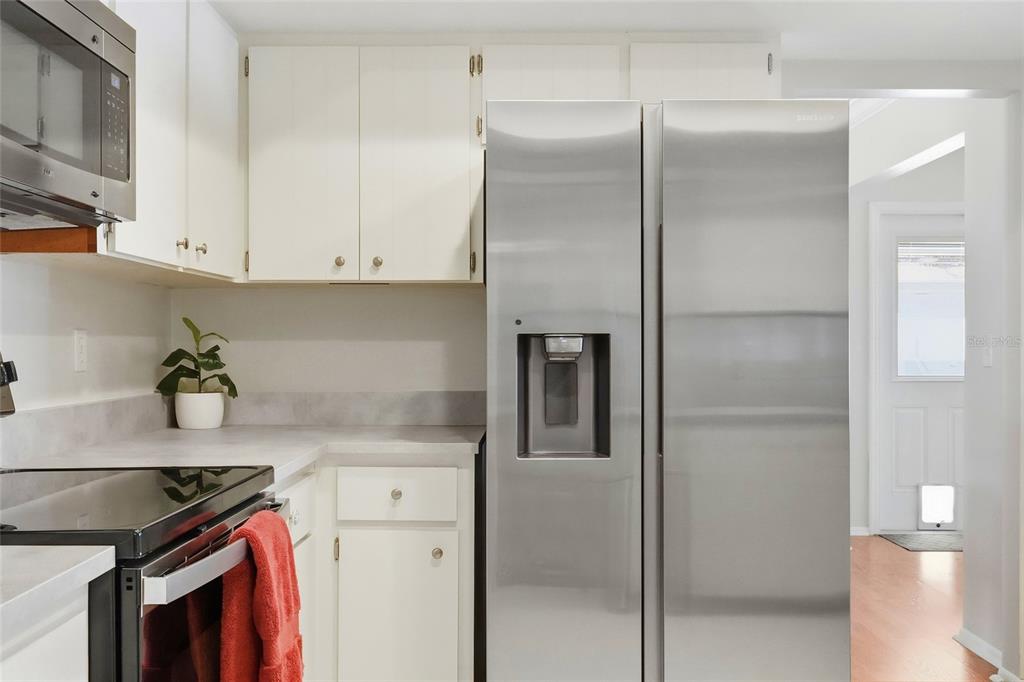 4214 Tee Road Sarasota, FL 34235 - Photo 28 of 93 Gallery Image 28
