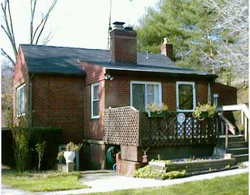 224 Locust Road Economy, PA 15005 - Photo 5 of 5