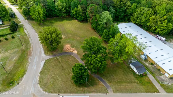 $300,000 | 10 Seavers Road, Jackson, TN 38301