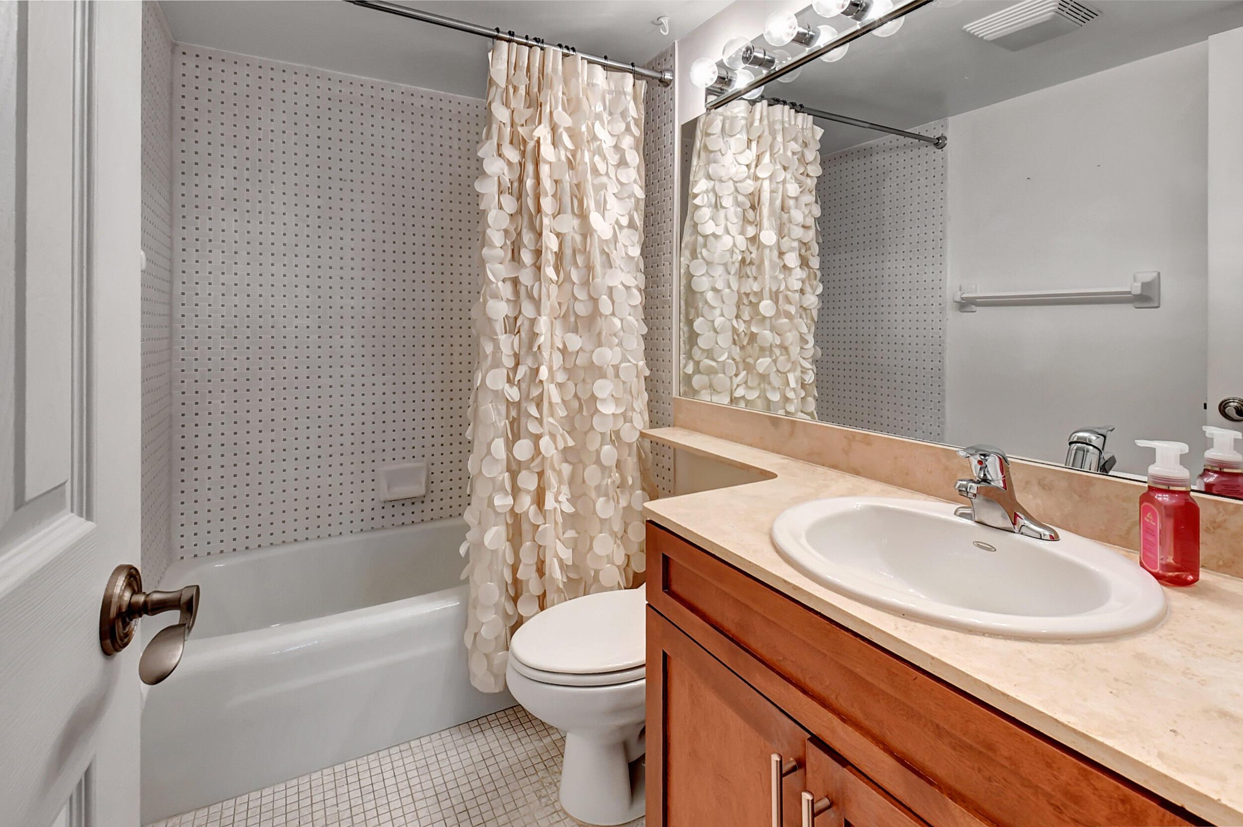 611 East Woolbright Road, Unit 205 Boynton Beach, FL 33435 - Photo 23 of 33 28_dsc_3962