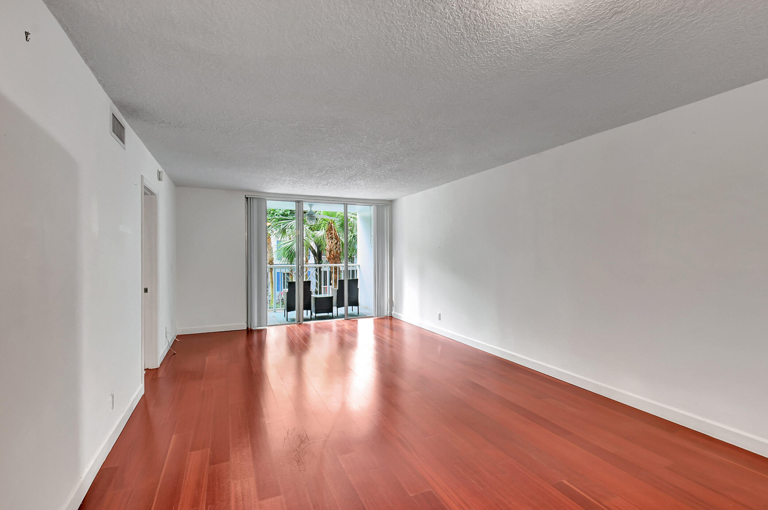 611 East Woolbright Road, Unit 205 Boynton Beach, FL 33435 - Photo 7 of 33 10_dsc_3867