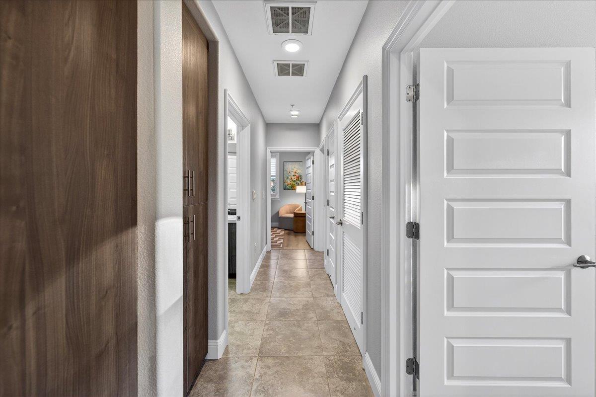 538 South Mathilda Avenue, Unit 301 Sunnyvale, CA 94086 - Photo 16 of 54
