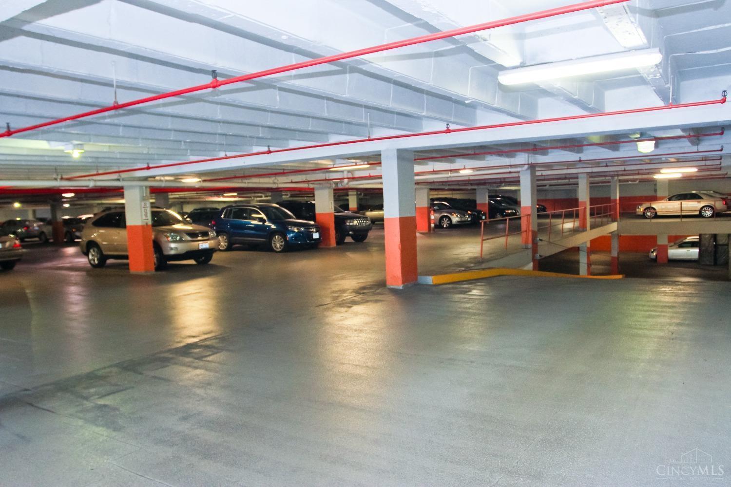 2444 Madison Road, Unit 1702 Cincinnati, OH 45208 - Photo 33 of 48