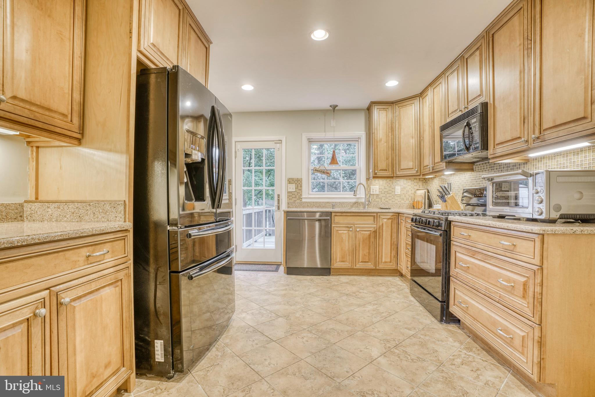 1717 Glen Ridge Road Towson, MD 21286 - Photo 13 of 45