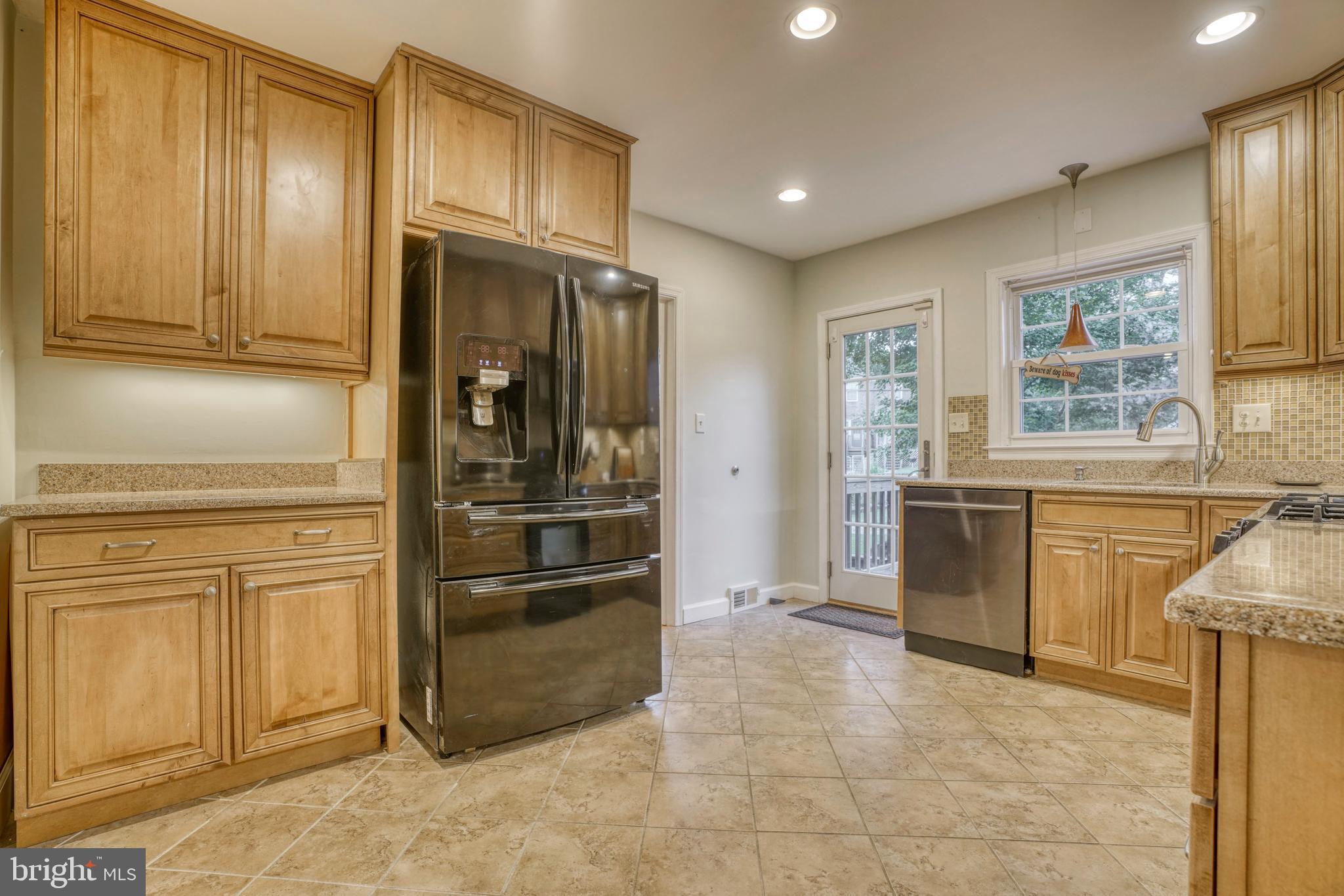 1717 Glen Ridge Road Towson, MD 21286 - Photo 14 of 45