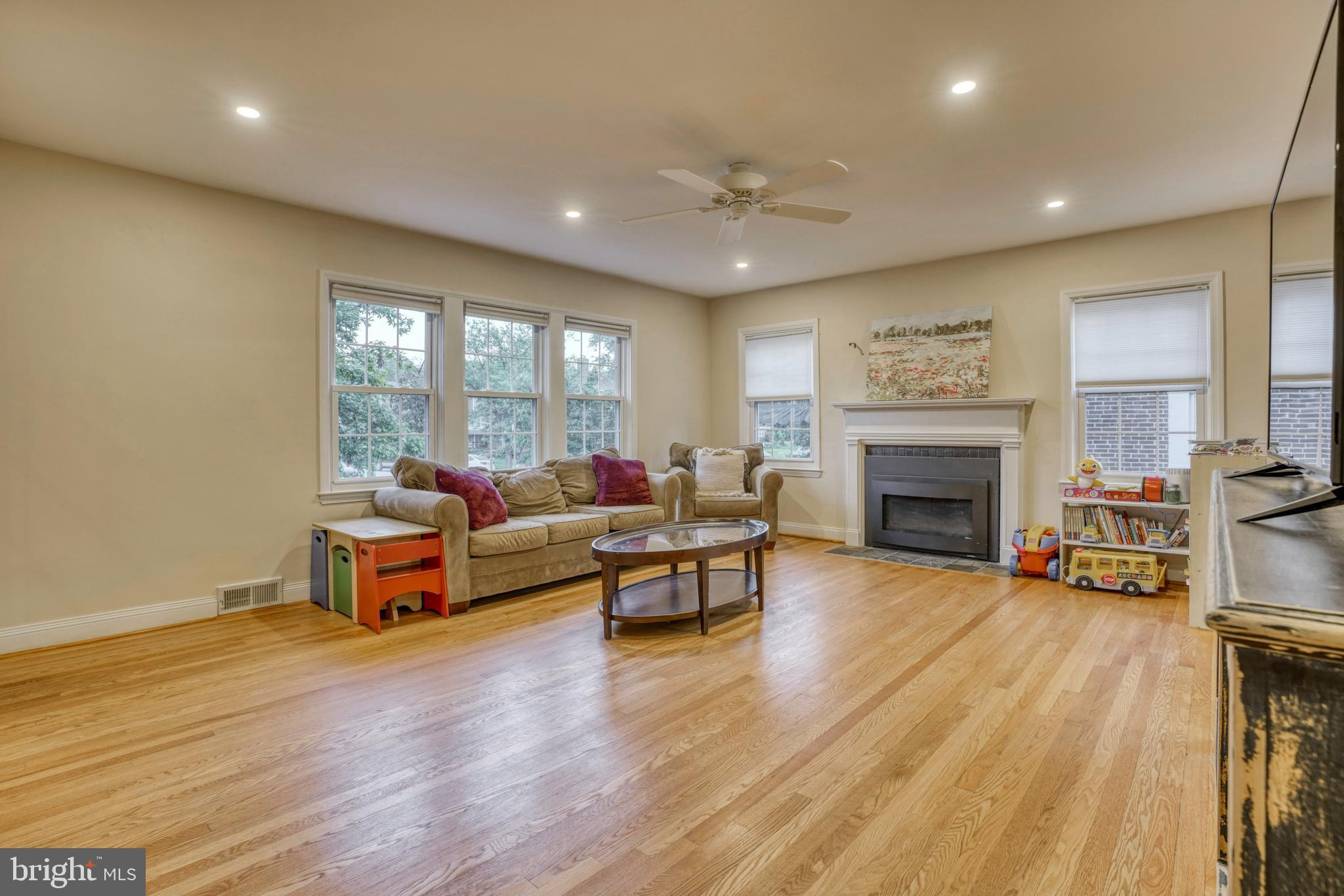 1717 Glen Ridge Road Towson, MD 21286 - Photo 7 of 45
