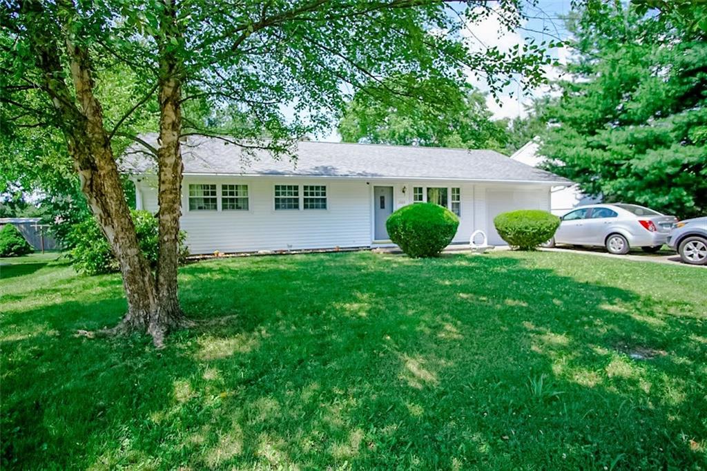 1564 Westgate Road Seymour, IN 47274 - Photo 2 of 16 Gallery Image 2