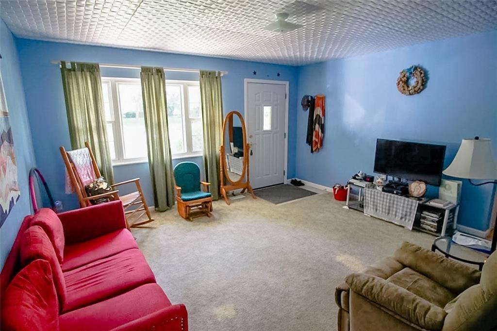 1564 Westgate Road Seymour, IN 47274 - Photo 3 of 16 Gallery Image 3