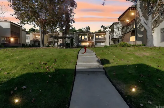 $360,000 | 432 Edgehill Lane, Unit 83, Oceanside, CA 92054