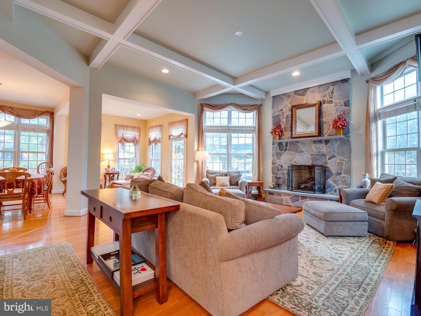 2015 Woodford Road Vienna, VA 22182 - Photo 12 of 73 Main Floor Family Room