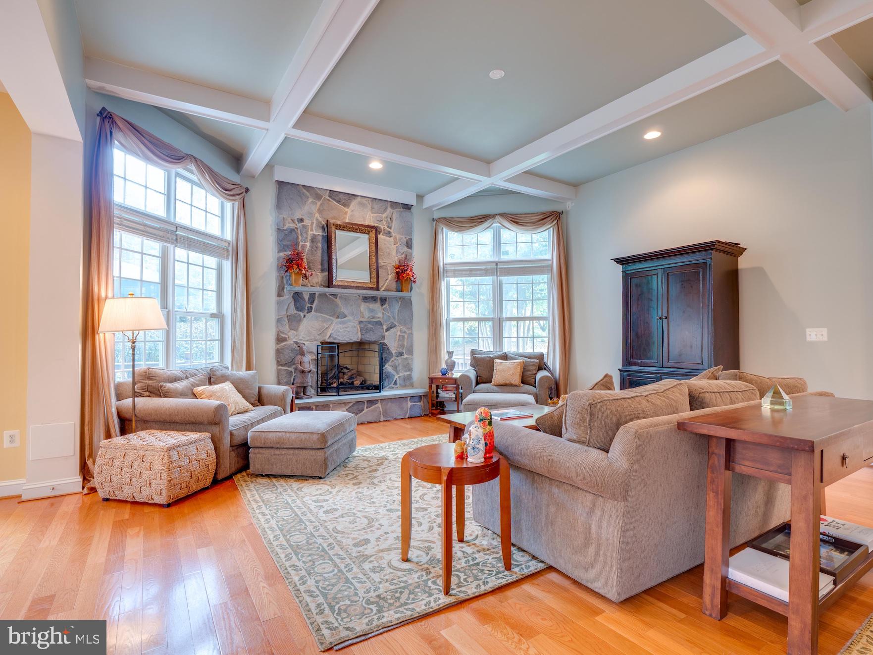 2015 Woodford Road Vienna, VA 22182 - Photo 14 of 73 Main Floor Family Room