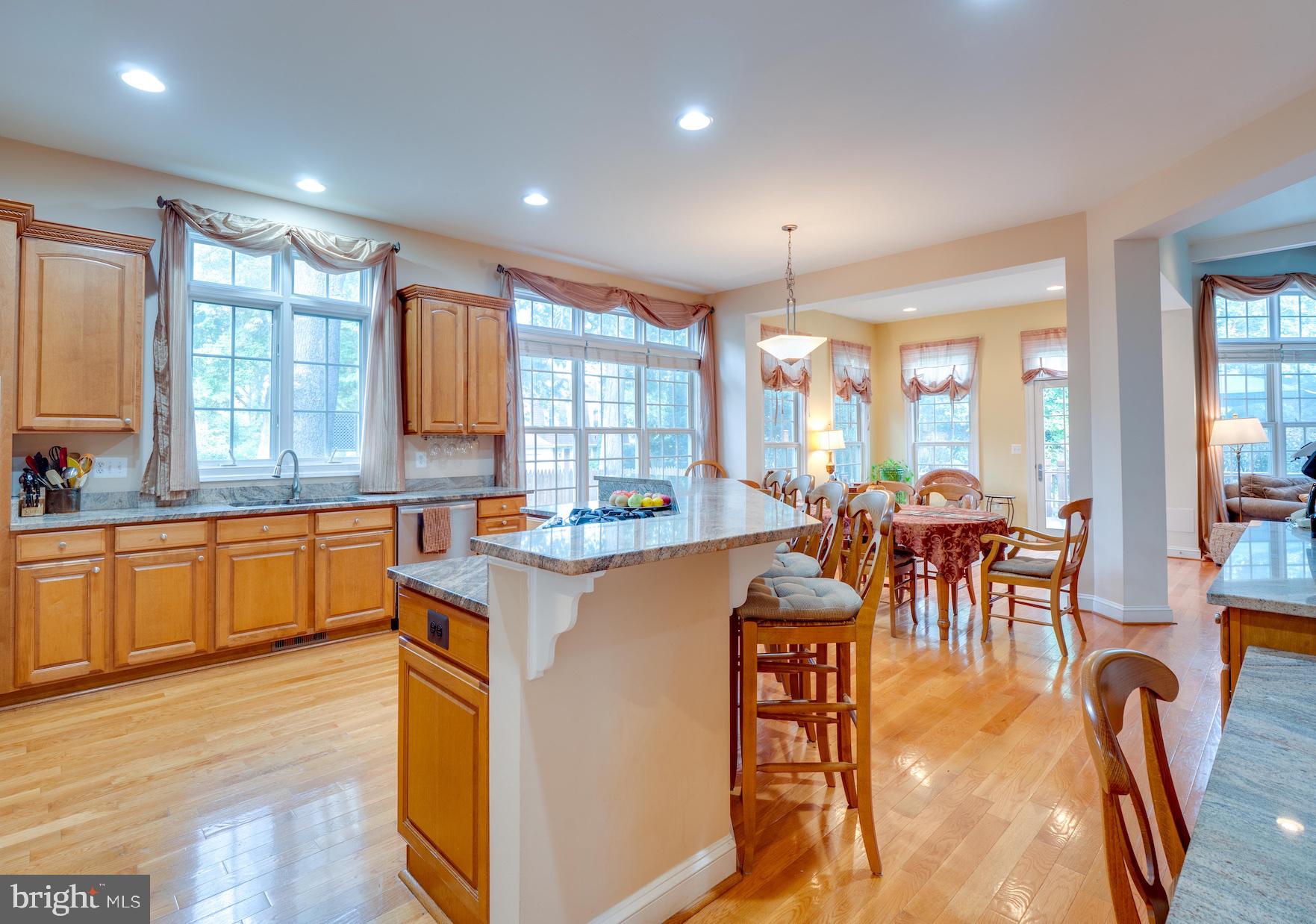 2015 Woodford Road Vienna, VA 22182 - Photo 21 of 73 Kitchen Granite Top Island