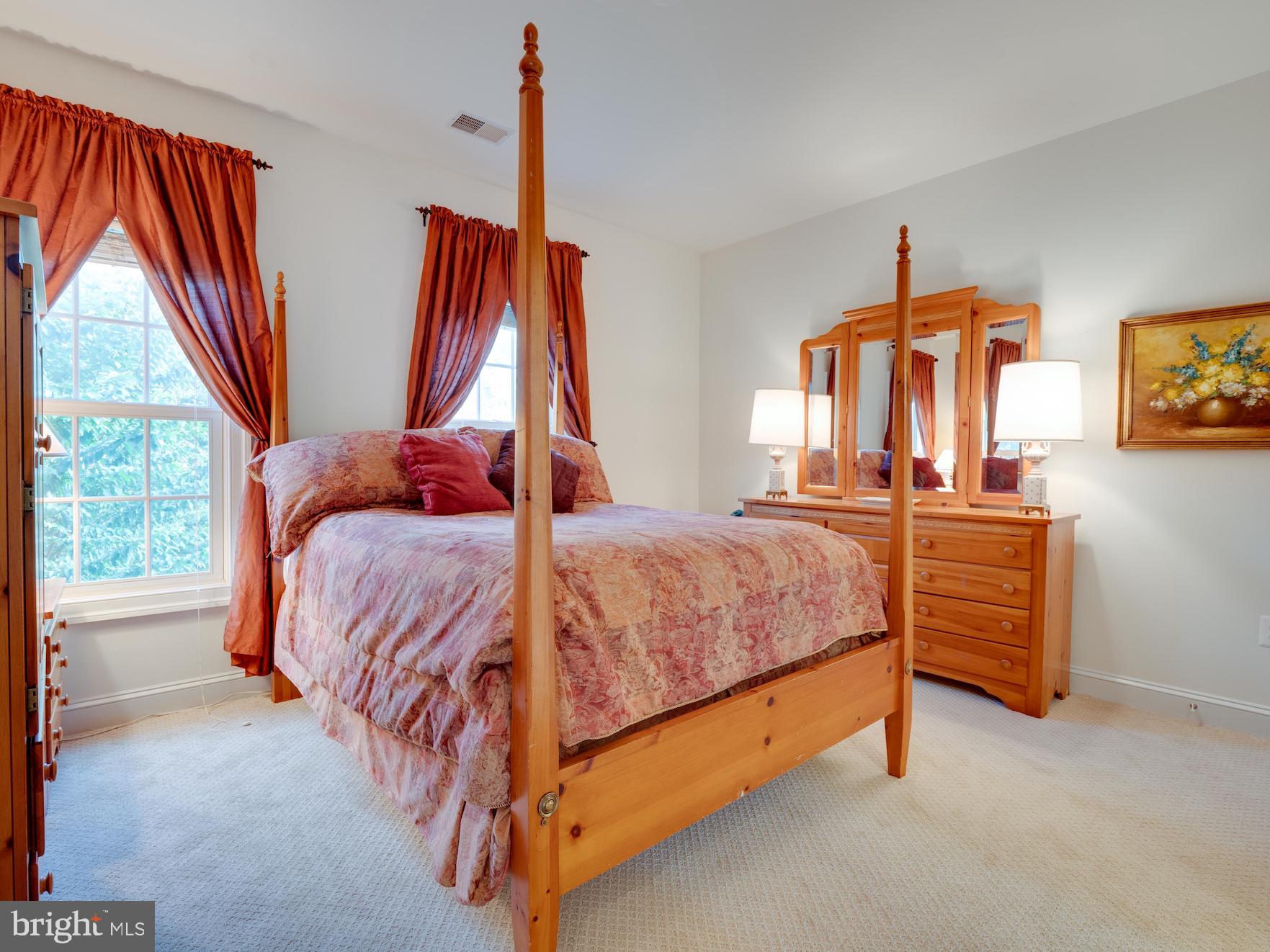2015 Woodford Road Vienna, VA 22182 - Photo 31 of 73 Second Floor Bedroom 2