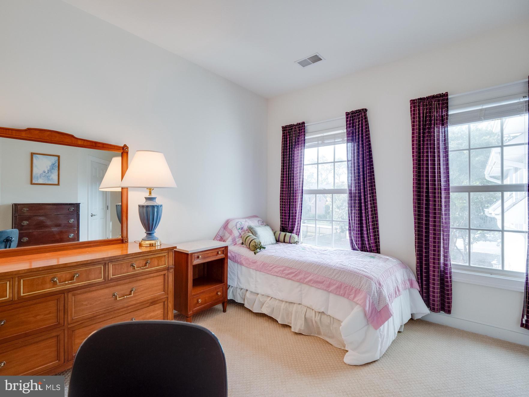 2015 Woodford Road Vienna, VA 22182 - Photo 35 of 73 Second Floor Bedroom 3