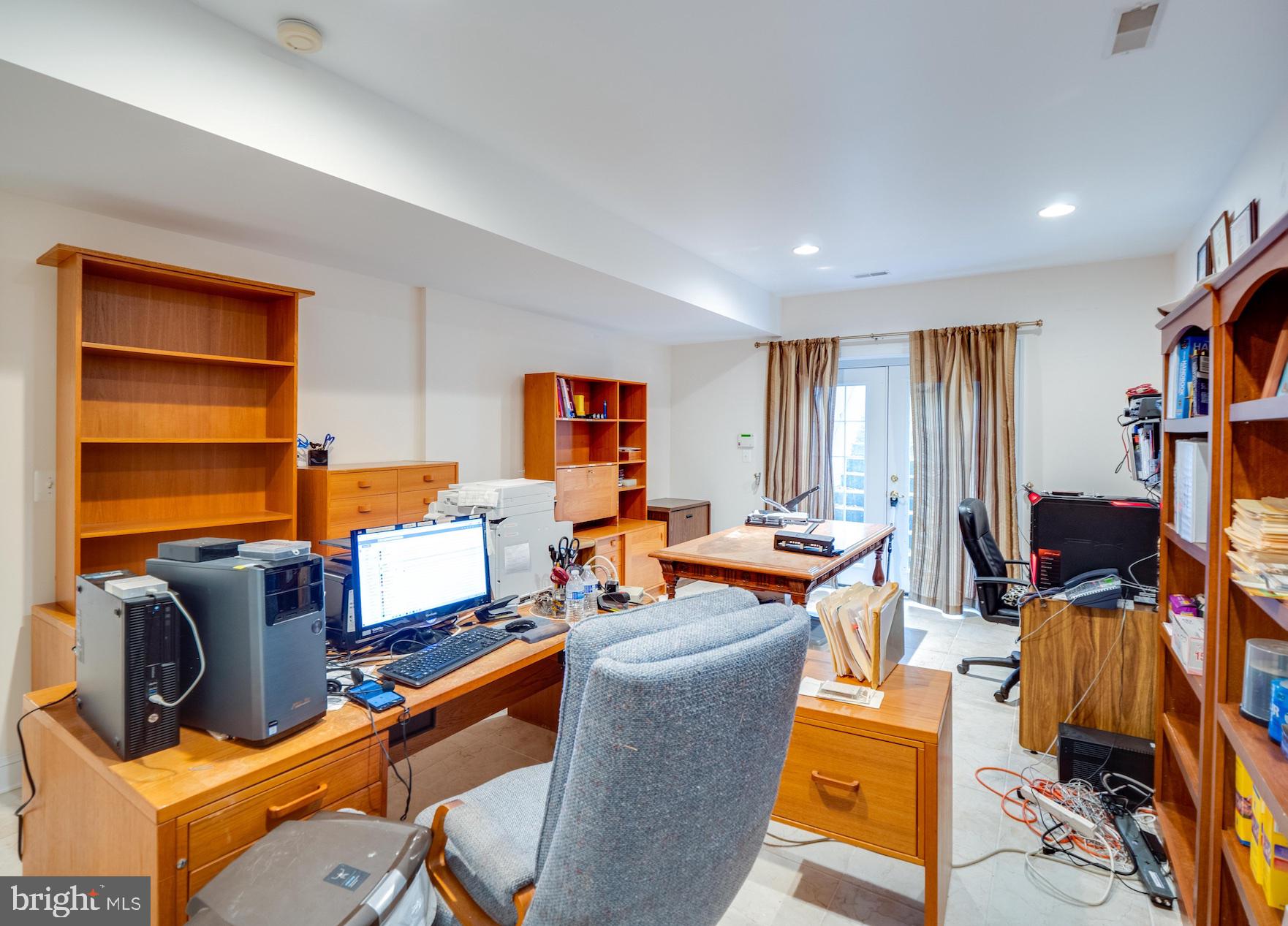 2015 Woodford Road Vienna, VA 22182 - Photo 63 of 73 Basement Office/Bedroom