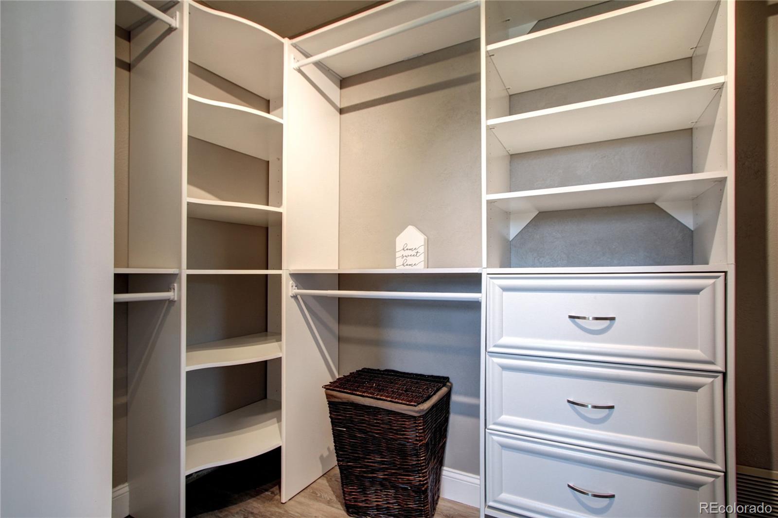 8693 North Pioneer Trail Road Parker, CO 80138 - Photo 23 of 39 Gallery Image 23