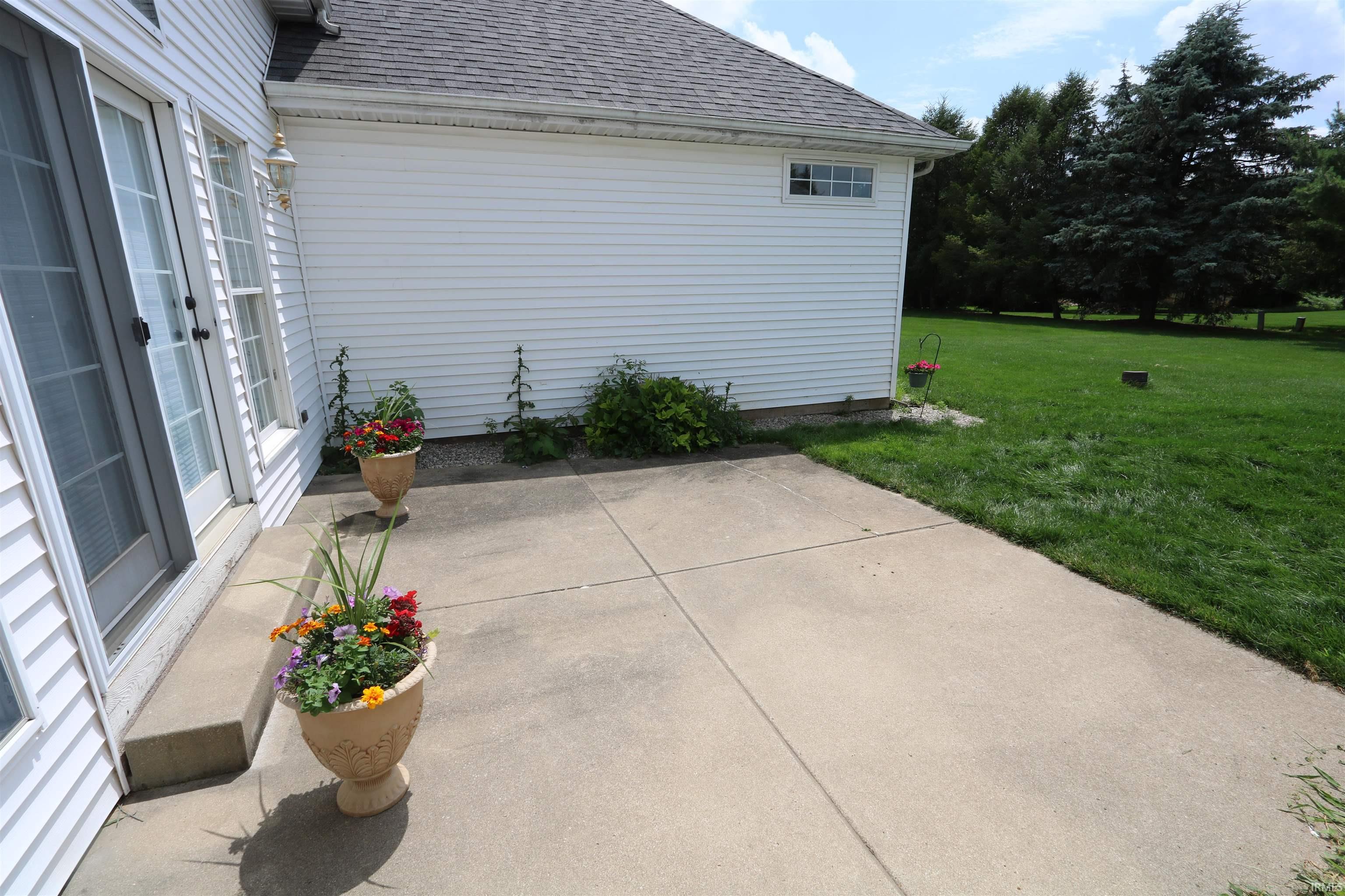 51529 Primrose Road South Bend, IN 46628 - Photo 28 of 31