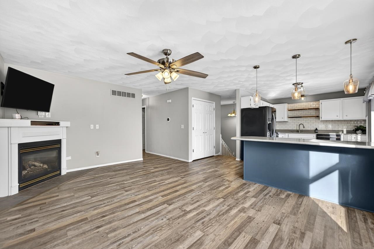 3379 Prairie View Drive Rockford, IL 61114 - Photo 5 of 24