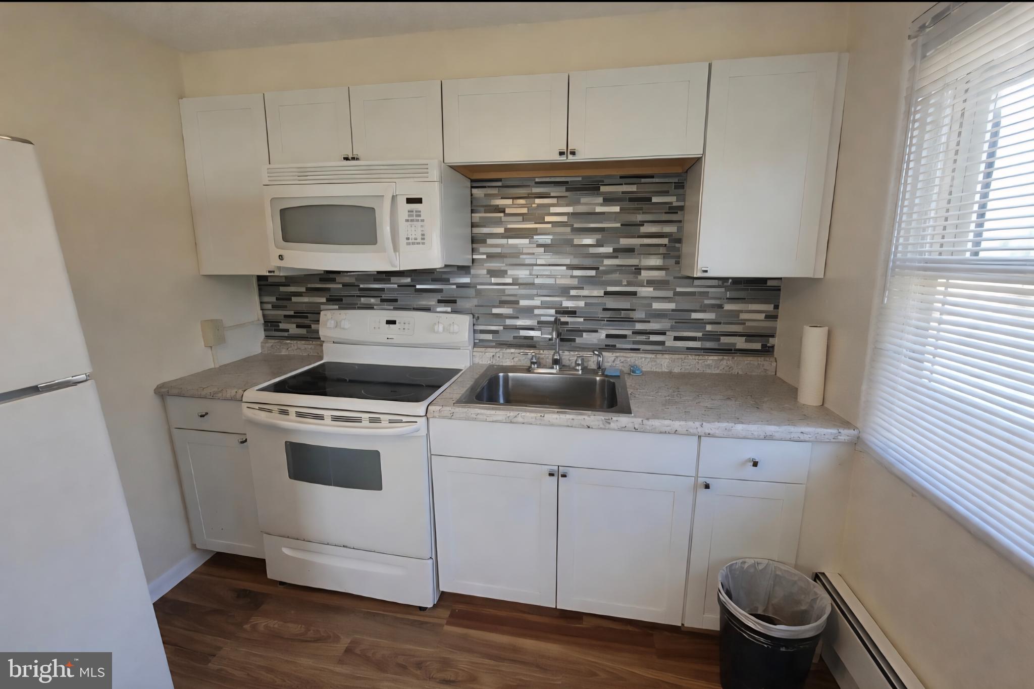 81 Chestnut Street Salem, NJ 08079 - Photo 2 of 11