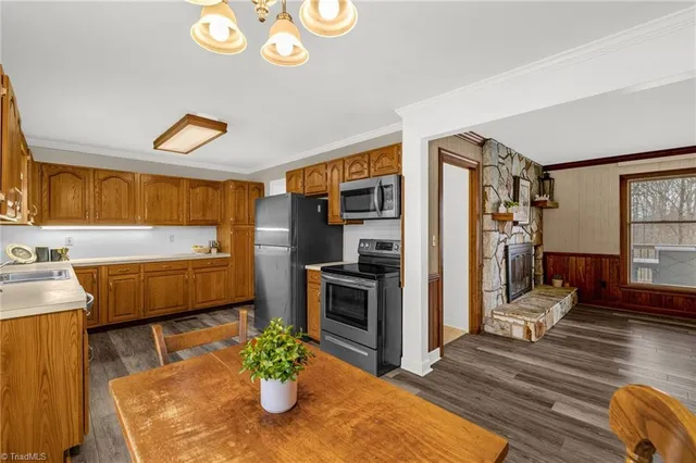 $495,000 | 324 Mason Knoll Drive, Winston-Salem, NC 27127