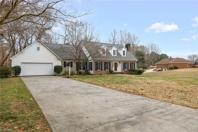$495,000 | 324 Mason Knoll Drive, Winston-Salem, NC 27127