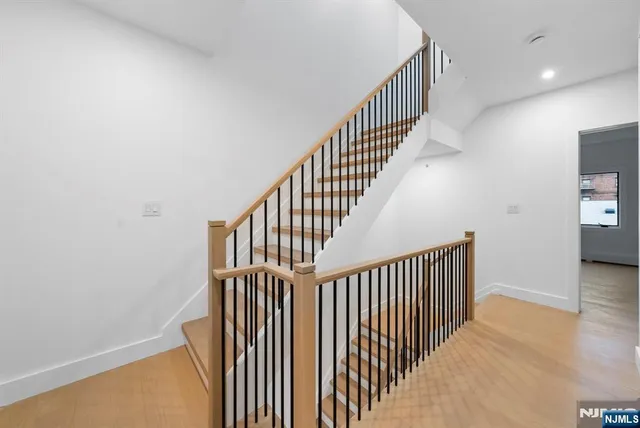 $1,499,999 | 2282 7th Avenue, Fort Lee, NJ 07024